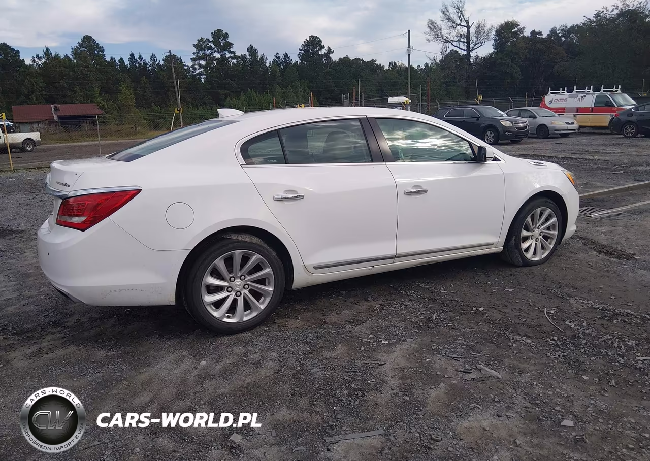 2016 Buick Lacrosse Leather VIN:1G4GB5G35GF180181 - 4