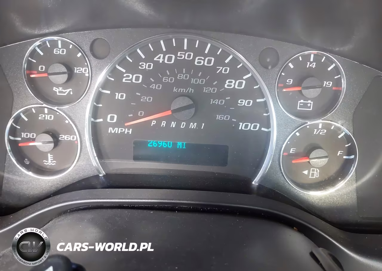 2025 Chevrolet Express Cutaway Work Van VIN:1HA0GSF79SN002732 - 5