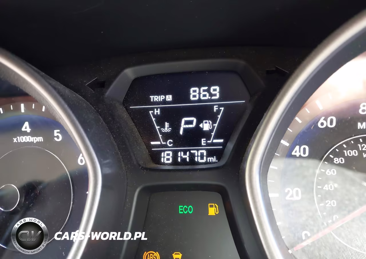 2016 Hyundai Elantra Value Edition VIN:5NPDH4AE9GH679727 - 16