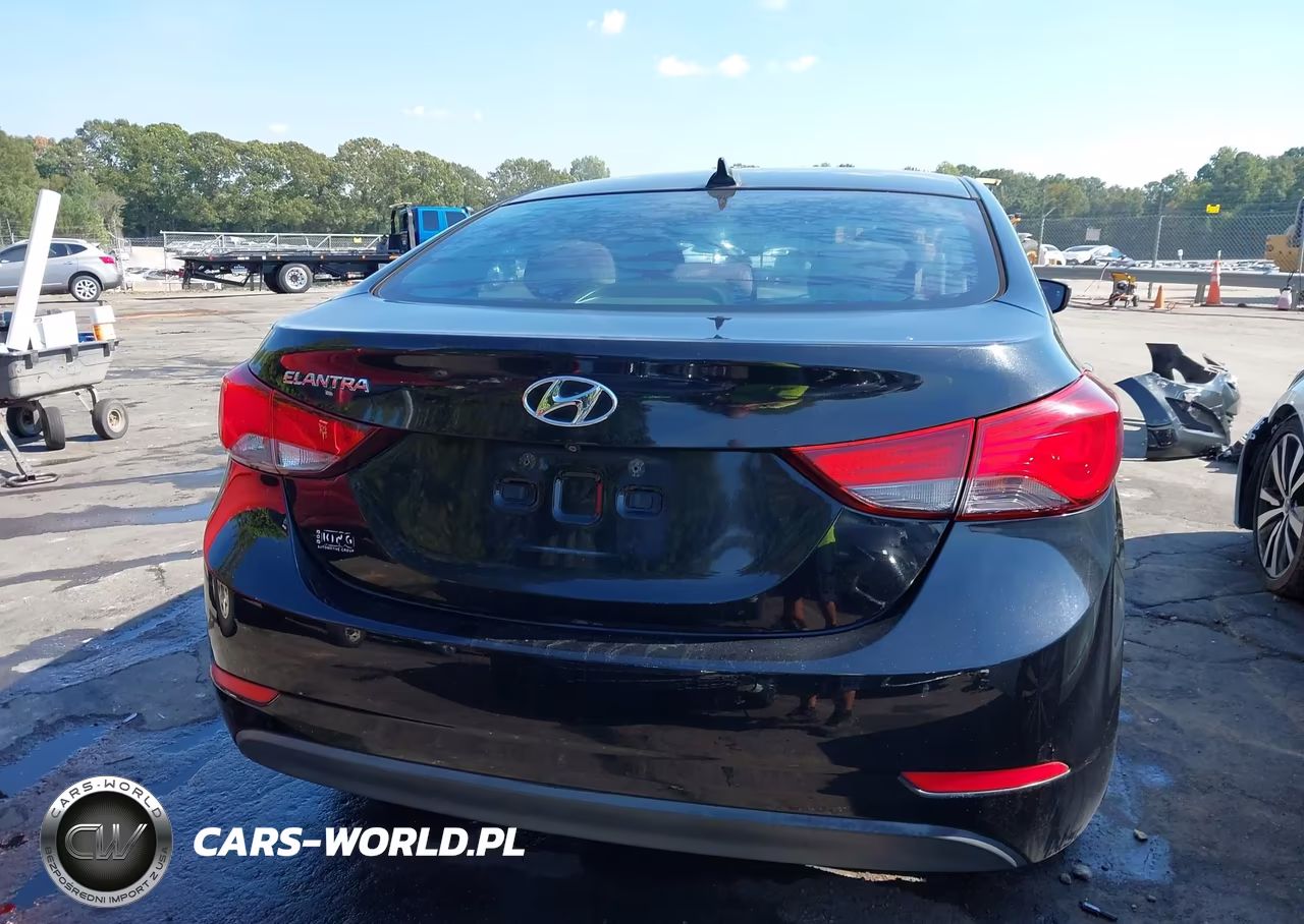 2016 Hyundai Elantra Value Edition VIN:5NPDH4AE9GH679727 - 17
