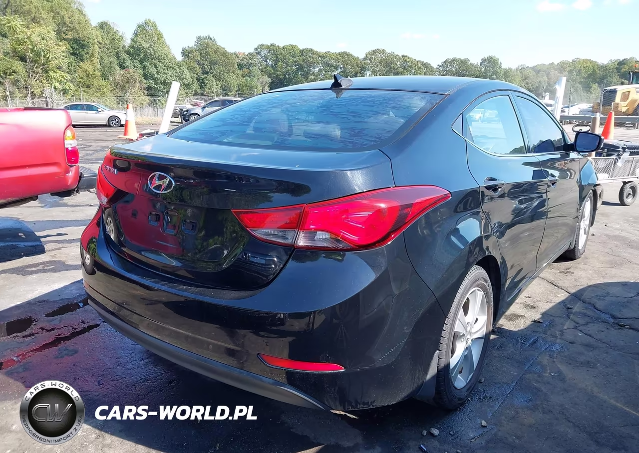 2016 Hyundai Elantra Value Edition VIN:5NPDH4AE9GH679727 - 4