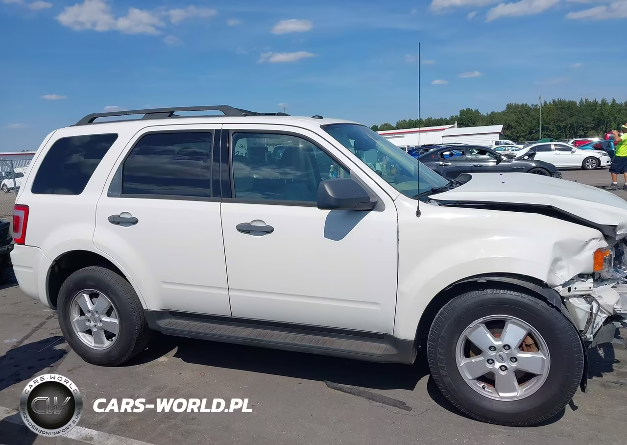 2010 Ford Escape Xlt VIN:1FMCU0DG5AKC15075 - 13