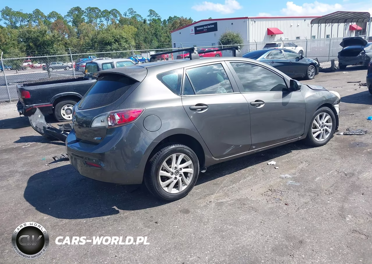 2013 Mazda Mazda3 I Touring VIN:JM1BL1L73D1834620 - 4