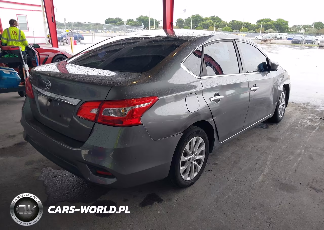 2016 Nissan Sentra S VIN:3N1AB7AP8GY238653 - 4