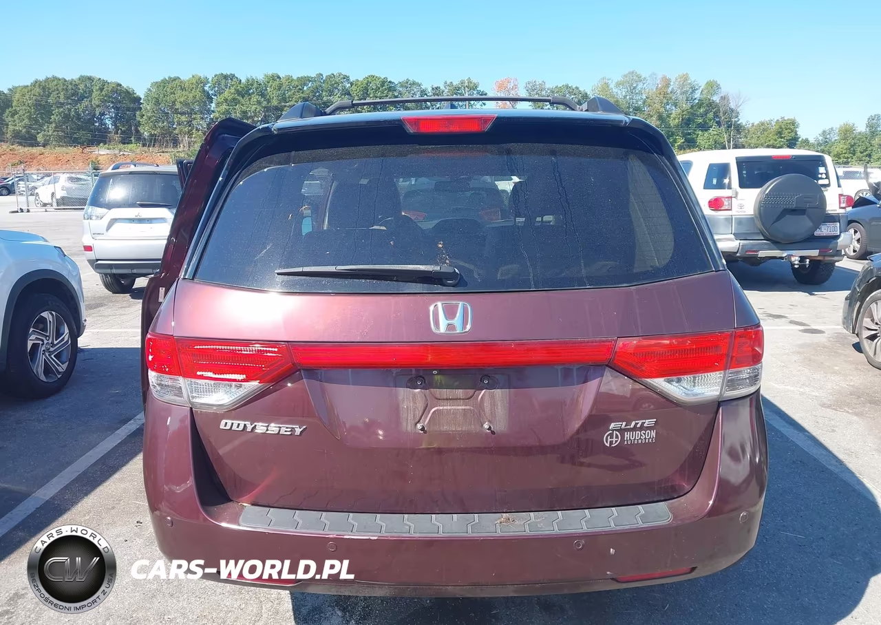 2015 Honda Odyssey Touring-Touring Elite VIN:5FNRL5H97FB082382 - 17