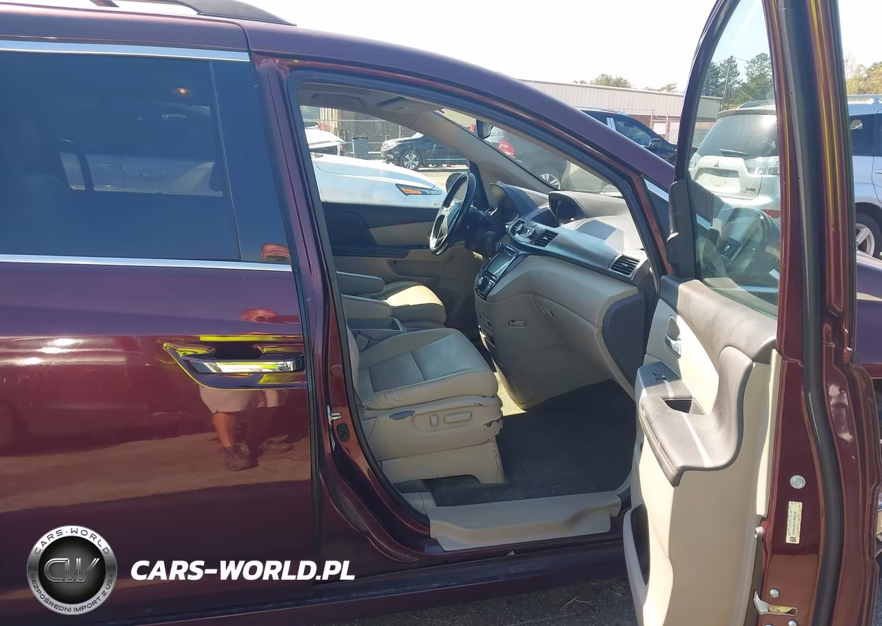 2015 Honda Odyssey Touring-Touring Elite VIN:5FNRL5H97FB082382 - 5