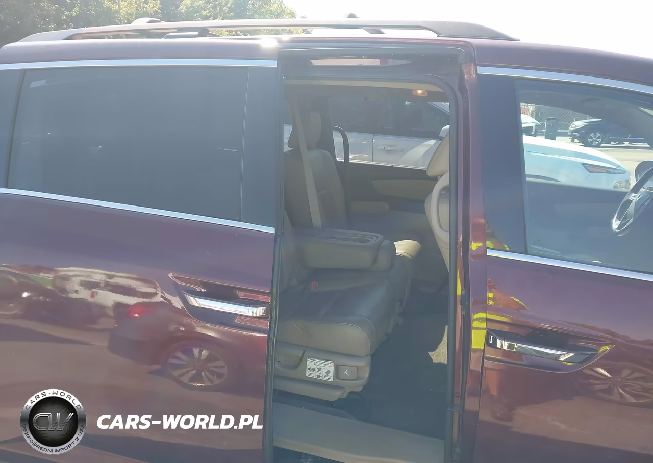 2015 Honda Odyssey Touring-Touring Elite VIN:5FNRL5H97FB082382 - 8