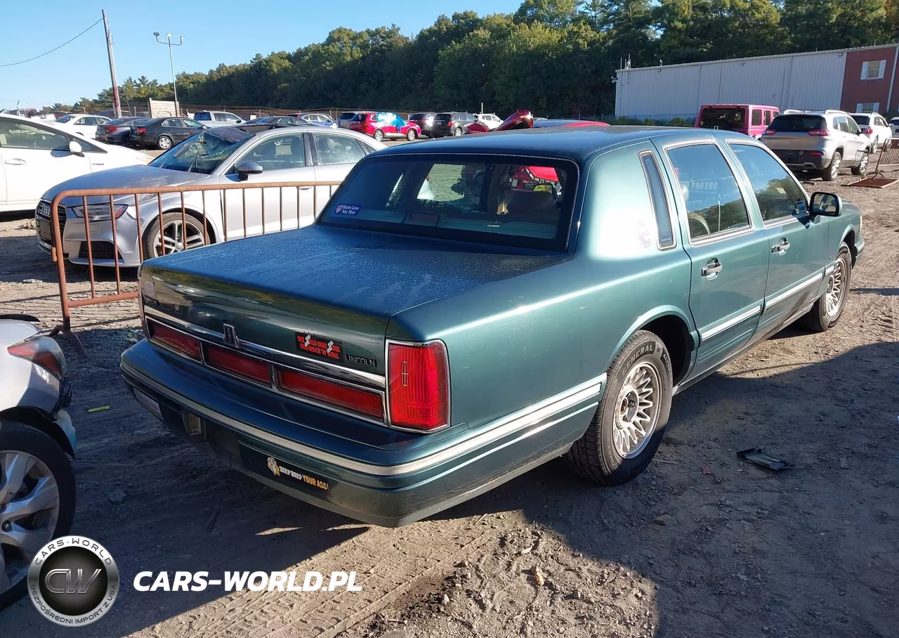 1996 Lincoln Town Car Executive VIN:1LNLM81W5TY709298 - 4