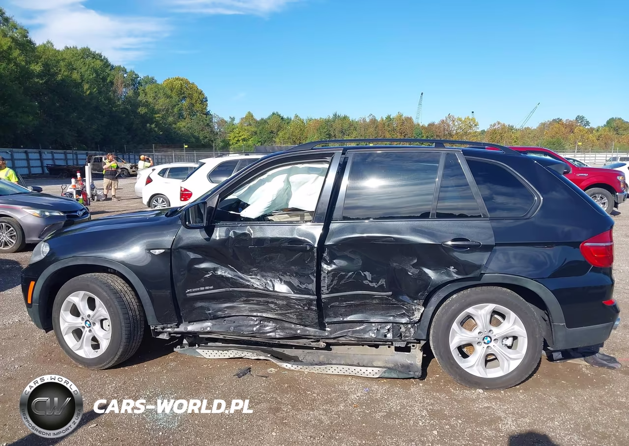 2013 BMW X5 xDrive35D VIN:5UXZW0C5XD0B92905 - 14