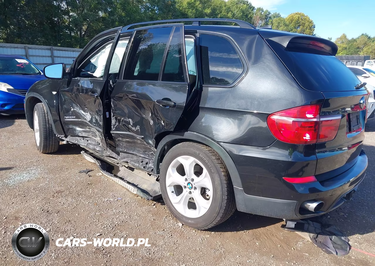 2013 BMW X5 xDrive35D VIN:5UXZW0C5XD0B92905 - 3
