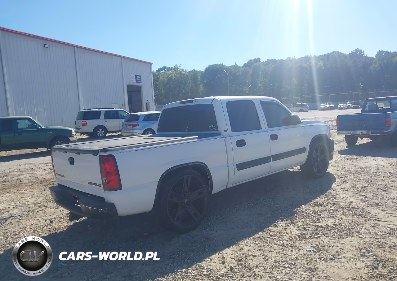 2005 Chevrolet Silverado 1500 Ls VIN:2GCEC13T651104402 - 4