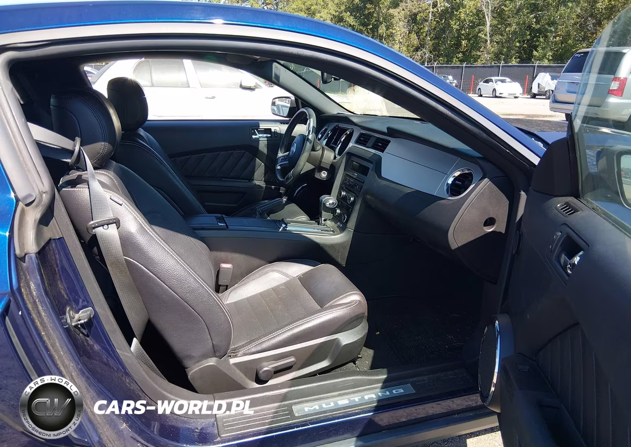 2012 Ford Mustang V6 Premium VIN:1ZVBP8AM2C5242376 - 5