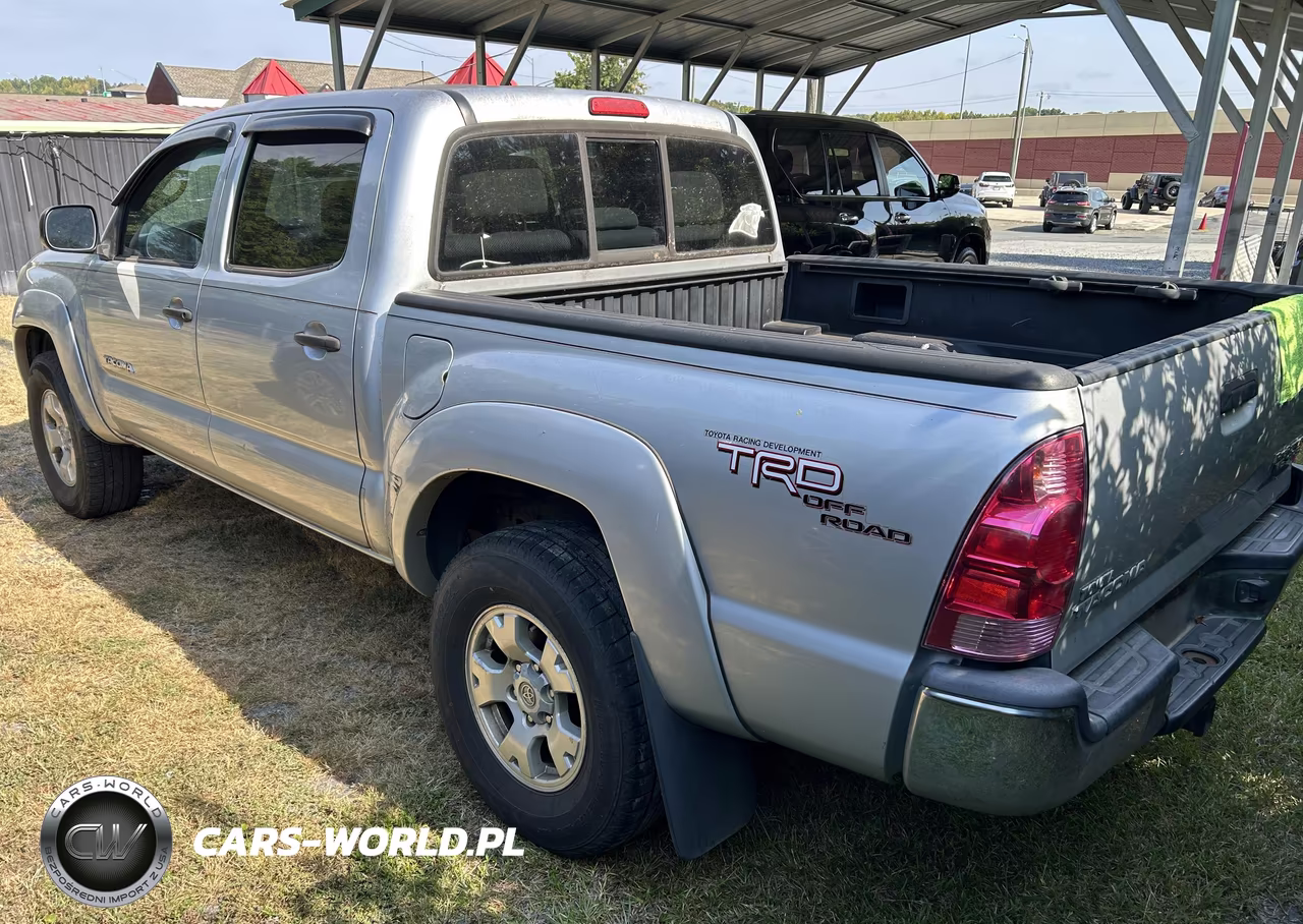 2008 Toyota Tacoma Prerunner V6 VIN:5TEJU62N08Z569883 - 3