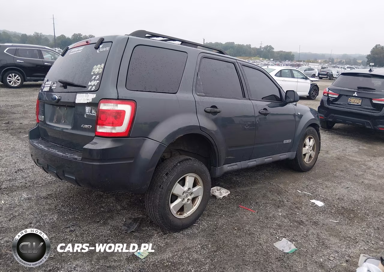 2008 Ford Escape Xlt VIN:1FMCU93128KC45209 - 4