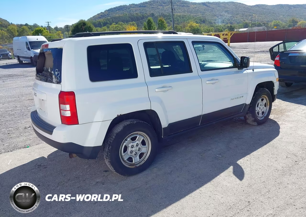 2015 Jeep Patriot Sport VIN:1C4NJRBB8FD338589 - 4