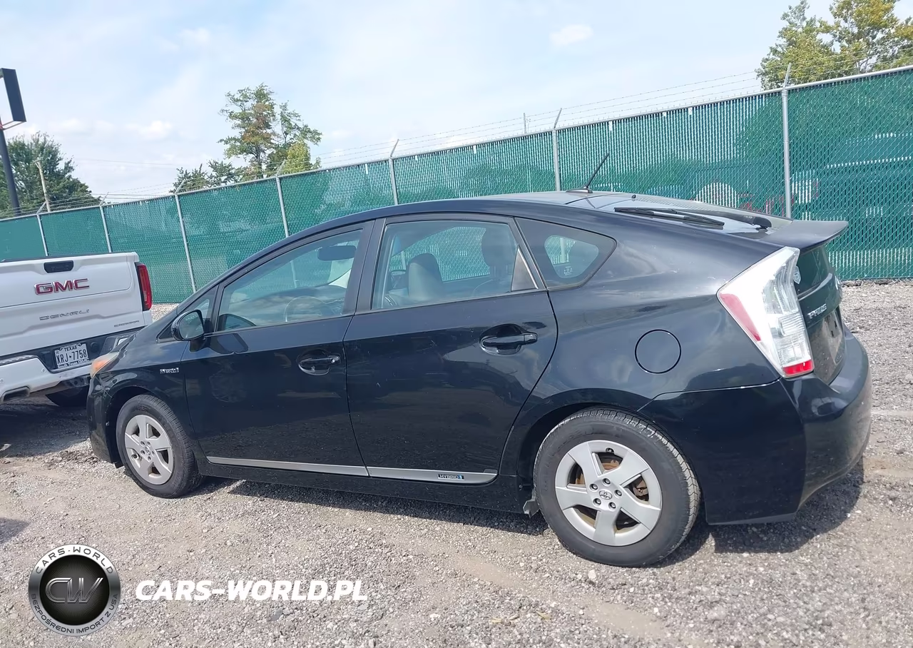 2011 Toyota Prius Four VIN:JTDKN3DU1B5286083 - 14