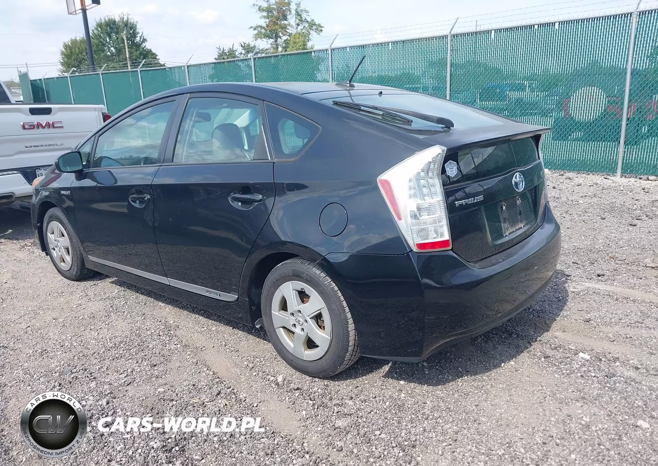 2011 Toyota Prius Four VIN:JTDKN3DU1B5286083 - 3