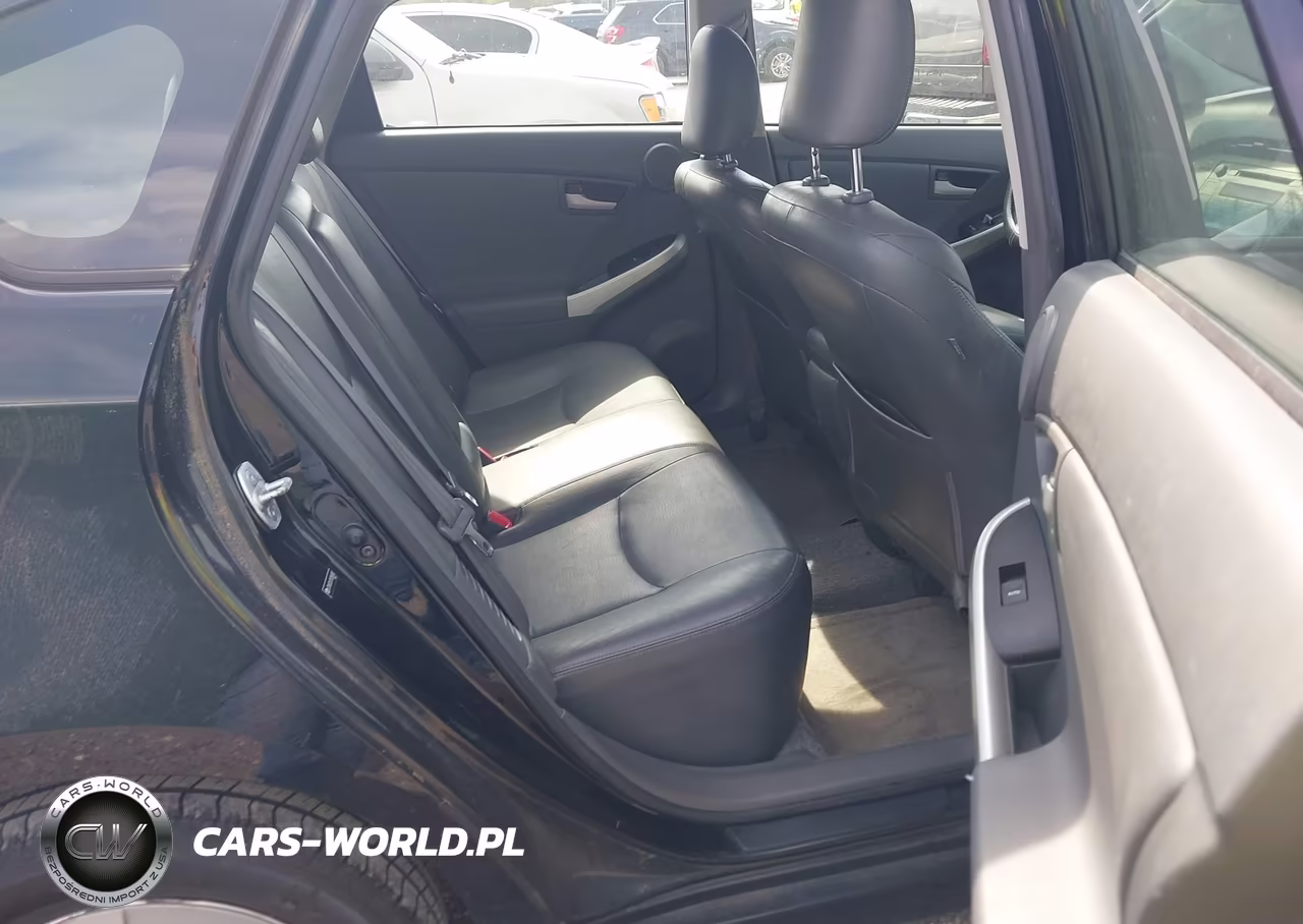 2011 Toyota Prius Four VIN:JTDKN3DU1B5286083 - 8
