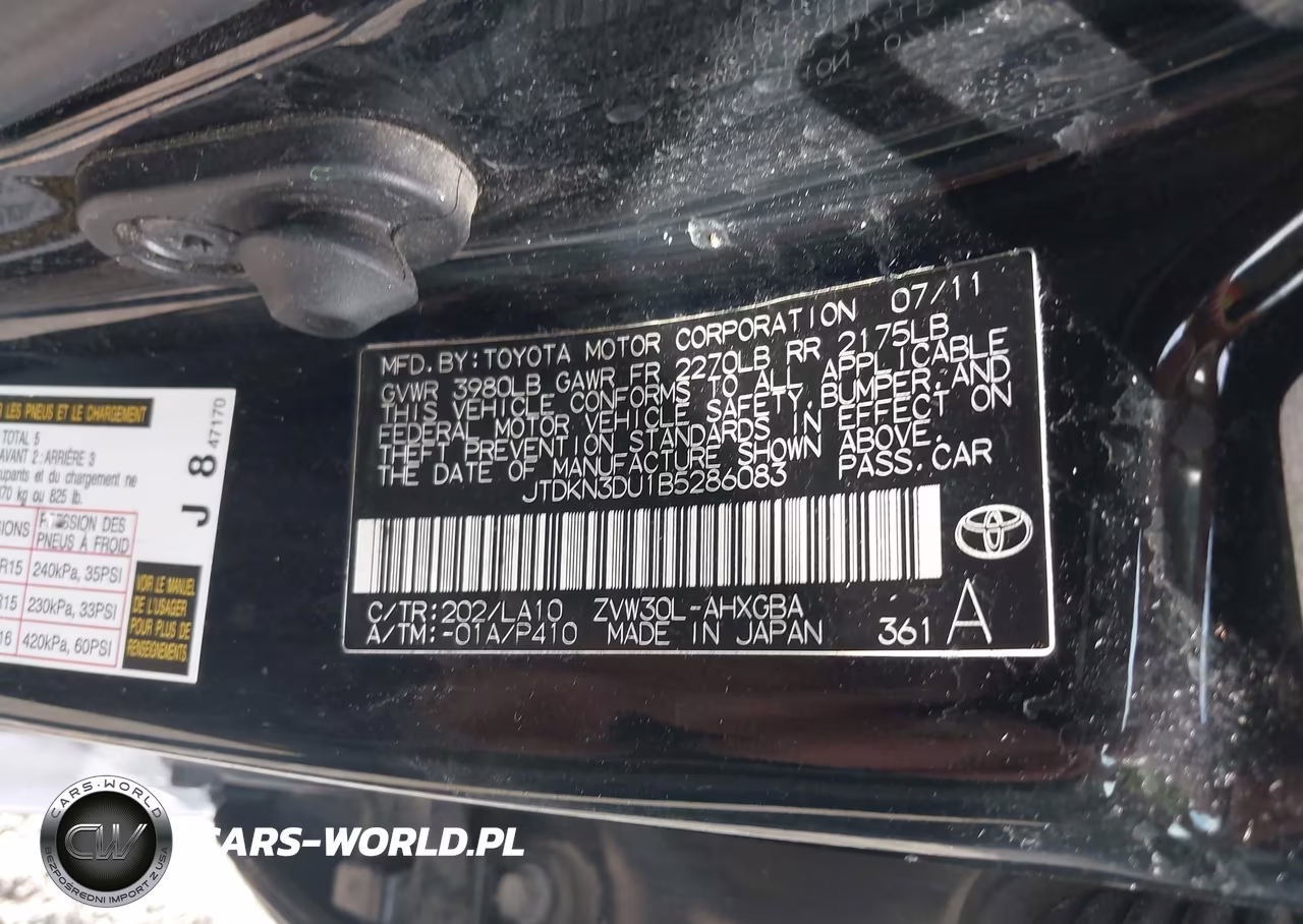 2011 Toyota Prius Four VIN:JTDKN3DU1B5286083 - 9
