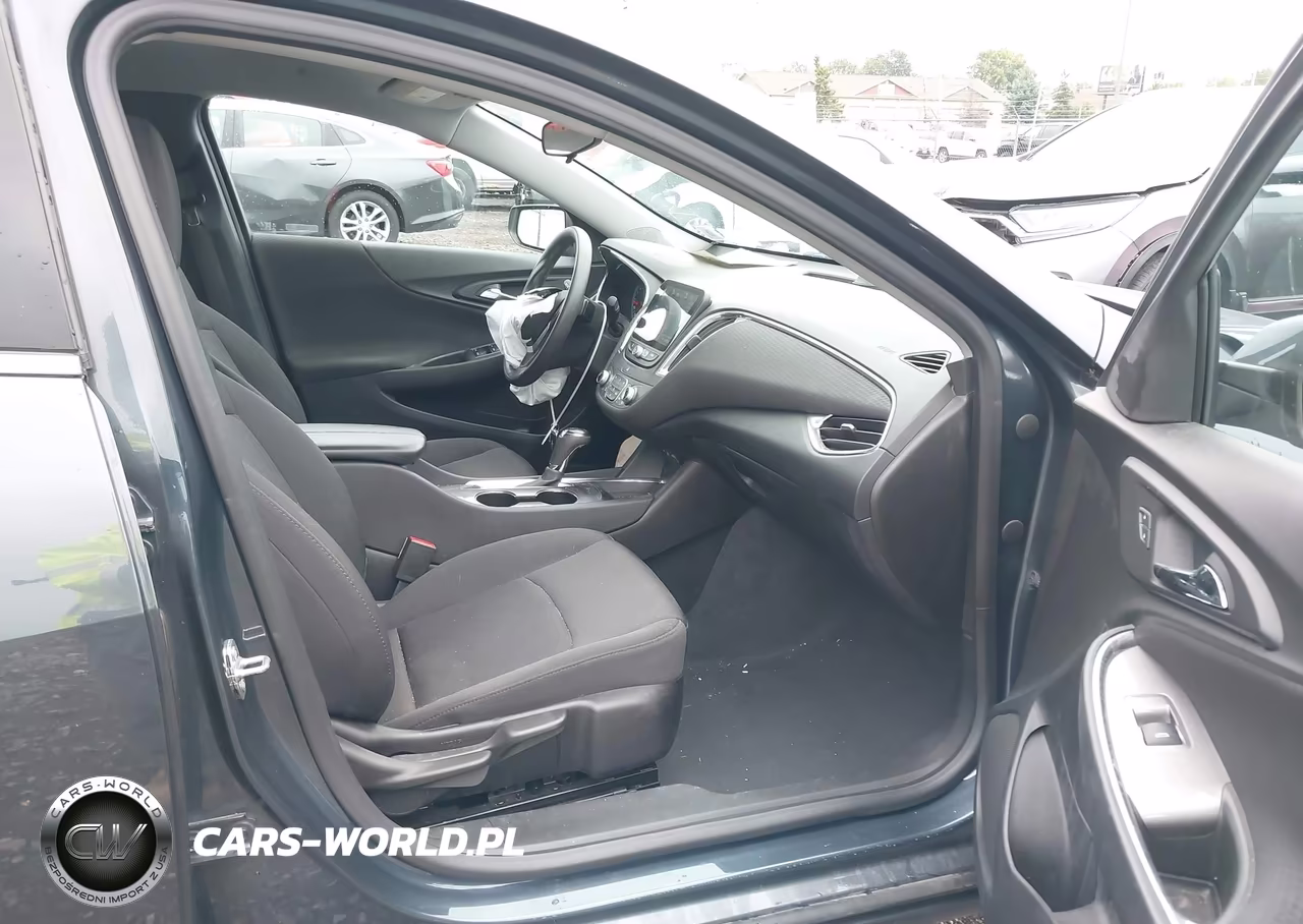 2019 Chevrolet Malibu Lt VIN:1G1ZD5ST7KF149045 - 5