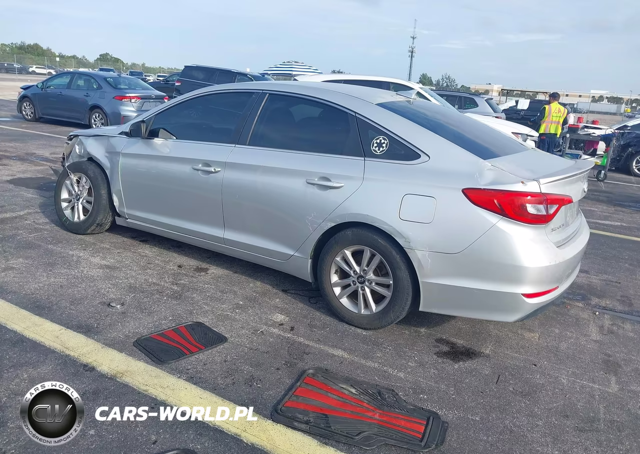 2016 Hyundai Sonata Se VIN:5NPE24AF9GH383671 - 3