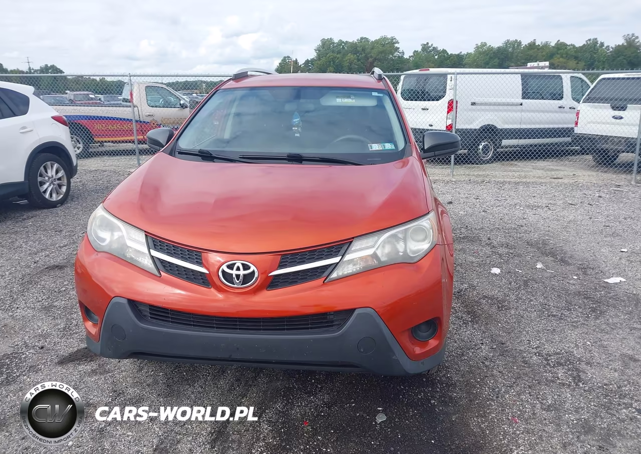 2015 Toyota Rav4 Le VIN:JTMBFREV5FJ027343 - 12