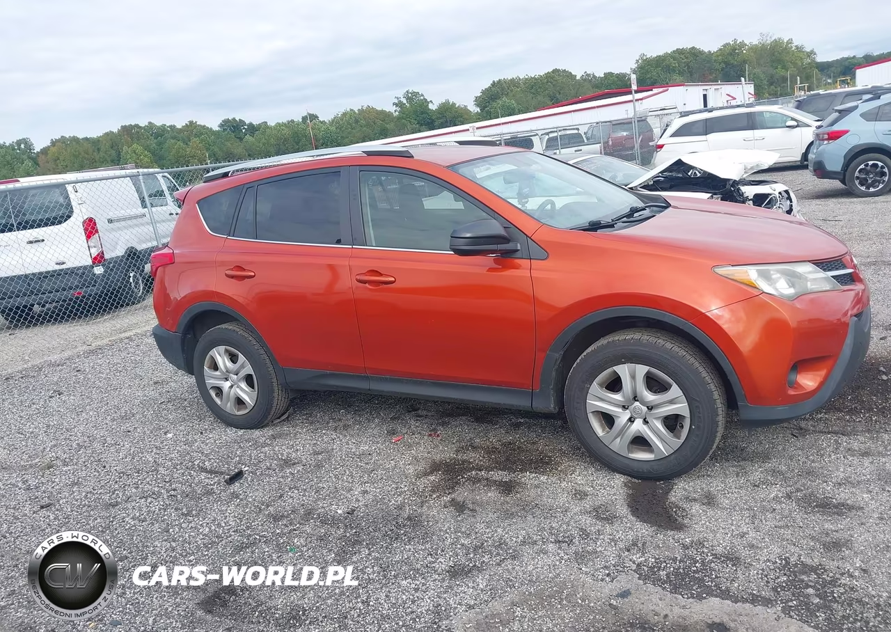 2015 Toyota Rav4 Le VIN:JTMBFREV5FJ027343 - 13
