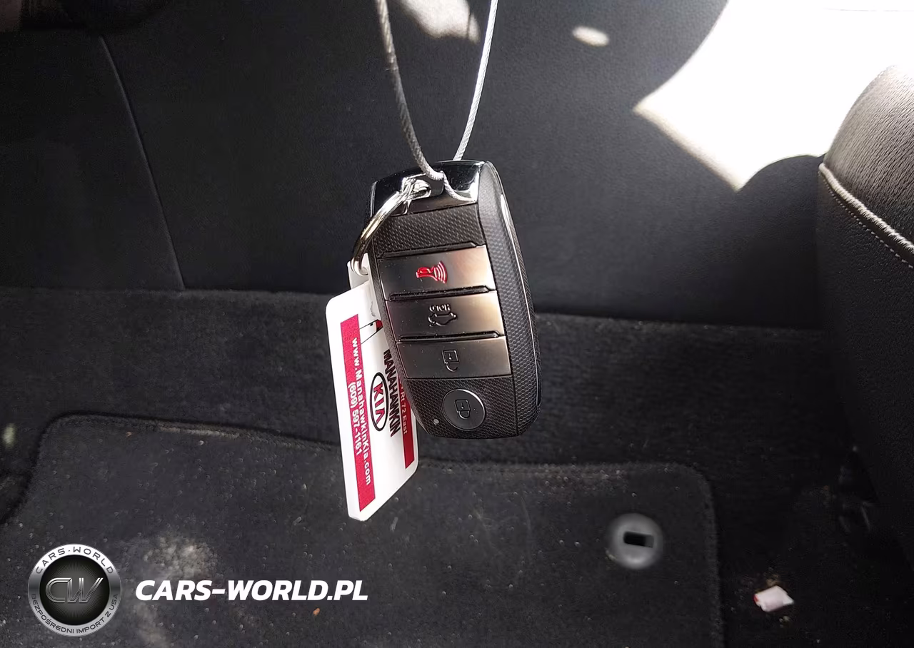 2020 Kia Optima Se VIN:5XXGT4L34LG433004 - 11