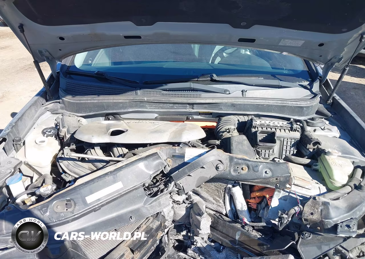 2012 Hyundai Sonata Hybrid VIN:KMHEC4A48CA043288 - 10