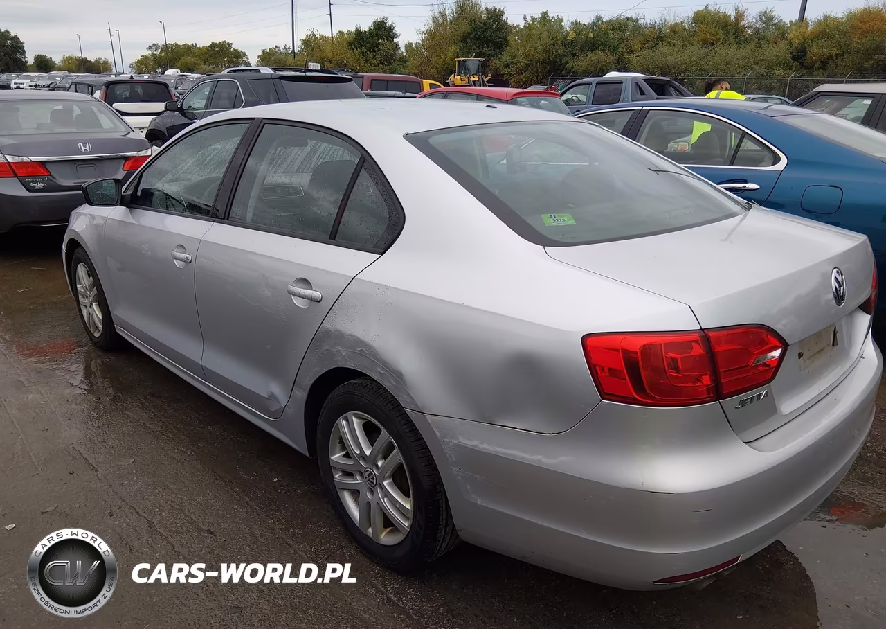2011 Volkswagen Jetta 2.0L S VIN:3VW2K7AJ5BM380016 - 3