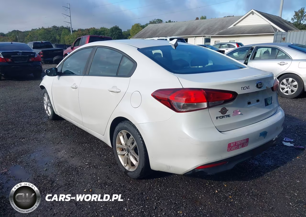 2017 Kia Forte Lx VIN:3KPFL4A77HE153045 - 3