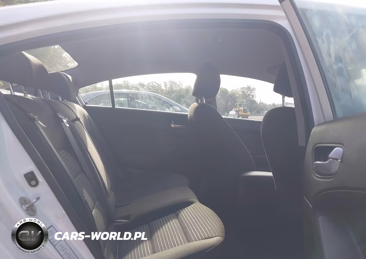 2017 Kia Forte Lx VIN:3KPFL4A77HE153045 - 8