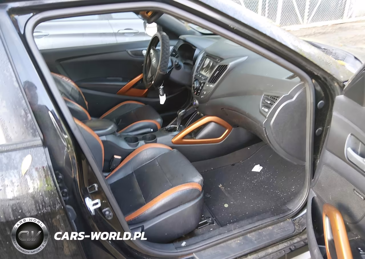 2016 Hyundai Veloster Turbo VIN:KMHTC6AE1GU266918 - 5