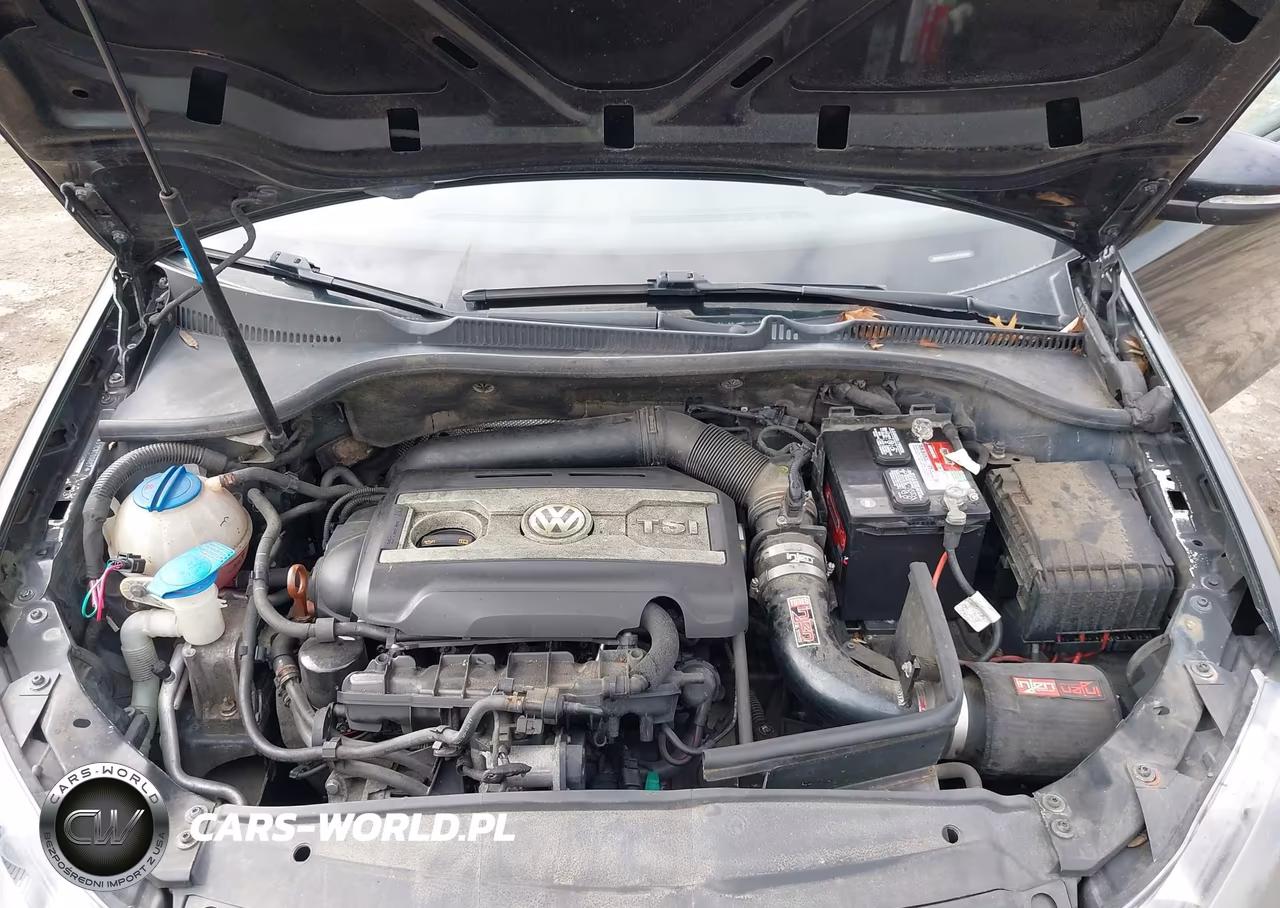 2012 Volkswagen Gti 2-Door VIN:WVWEV7AJ1CW099887 - 10