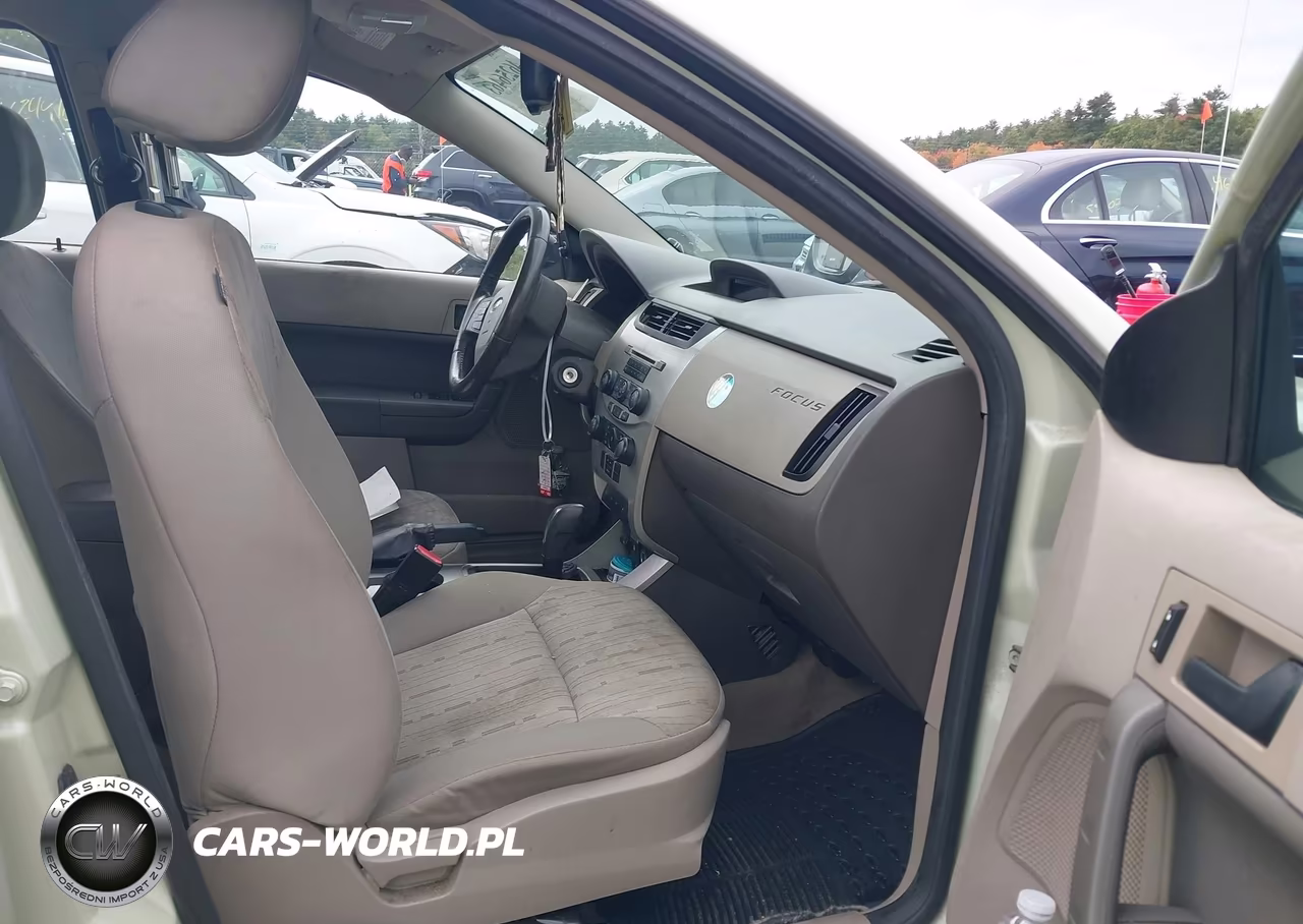 2010 FORD FOCUS SE VIN:1FAHP3FN3AW280245 - 5