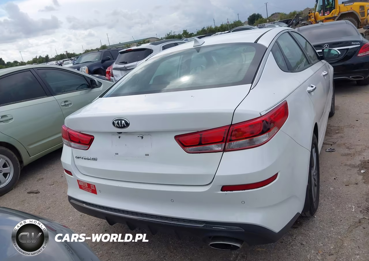 2019 Kia Optima Lx VIN:5XXGT4L39KG363191 - 16