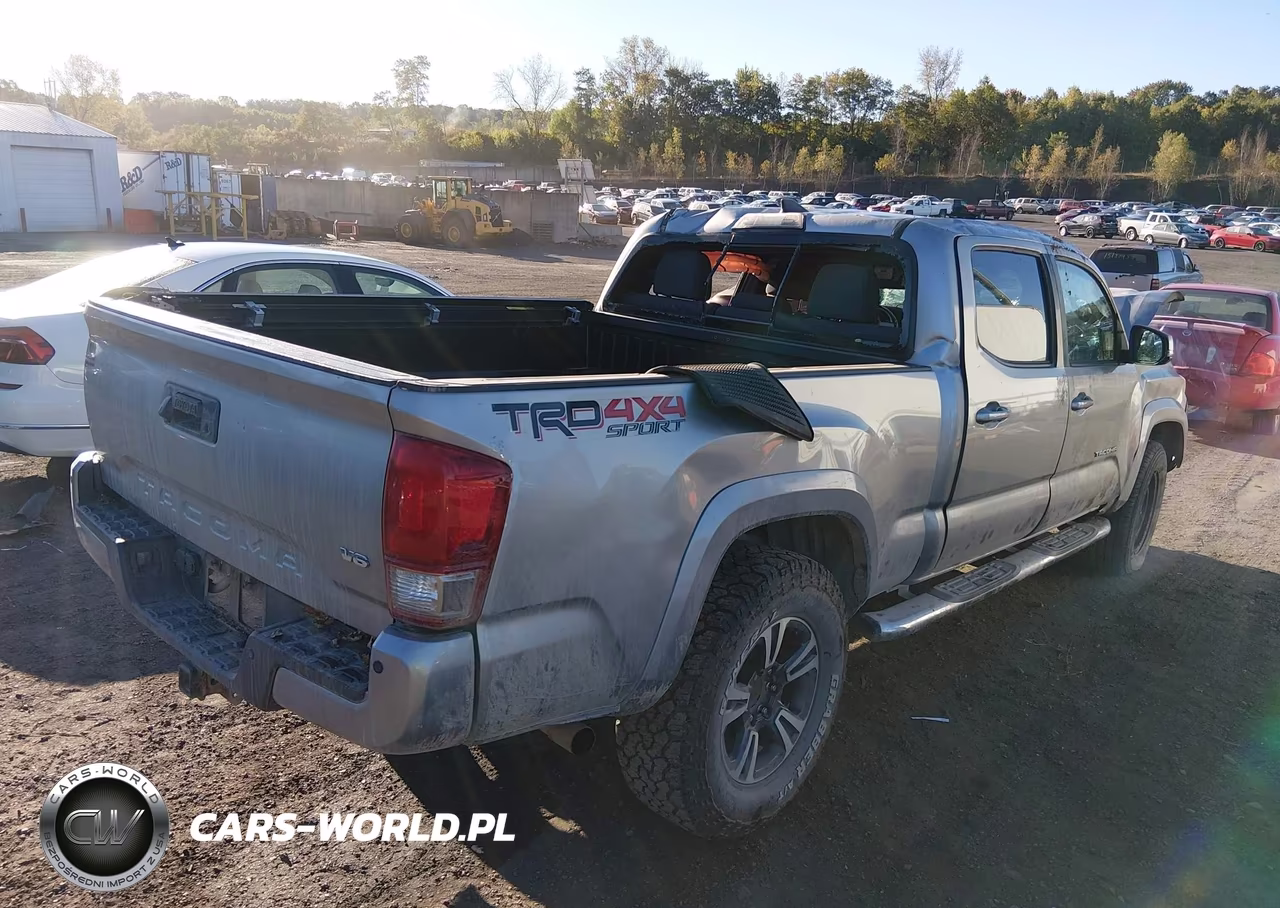 2017 Toyota Tacoma Trd Sport VIN:3TMDZ5BN7HM034331 - 4
