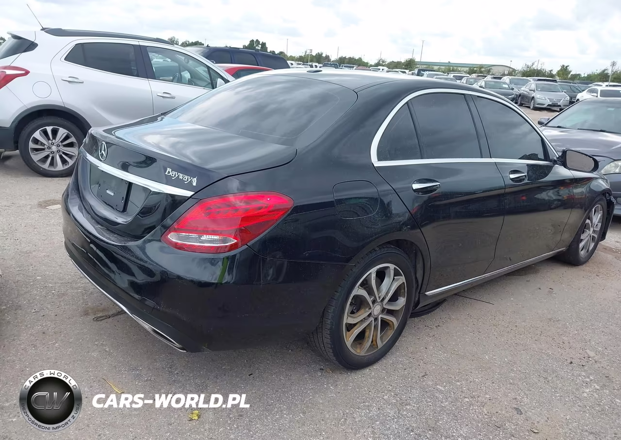 2016 Mercedes-Benz C 300 VIN:55SWF4JB9GU167970 - 4