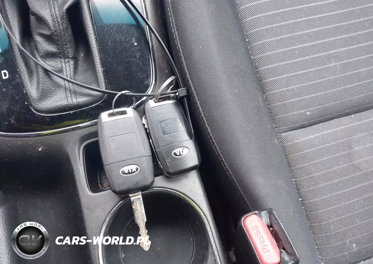 2018 Kia Forte Lx VIN:3KPFL4A74JE164221 - 11