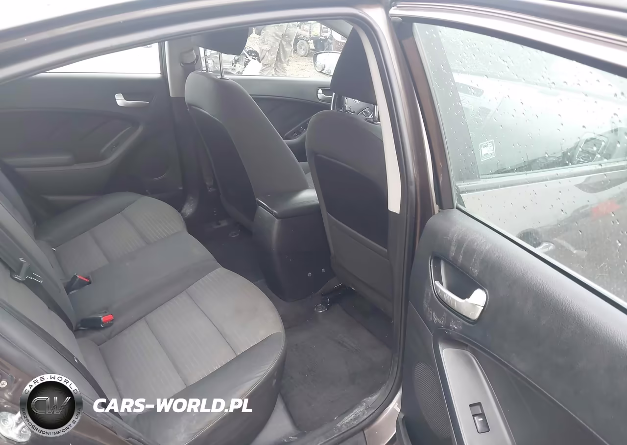 2018 Kia Forte Lx VIN:3KPFL4A74JE164221 - 8