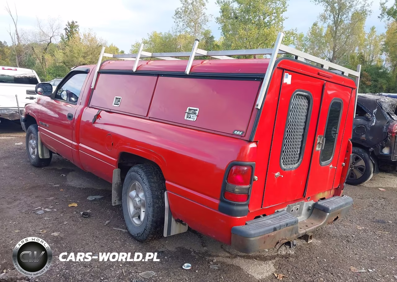 2000 Dodge Ram 1500 VIN:1B7HC16X6YS504847 - 3