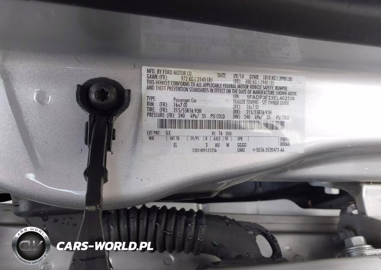 2014 Ford Focus Se VIN:1FADP3F23EL402338 - 9