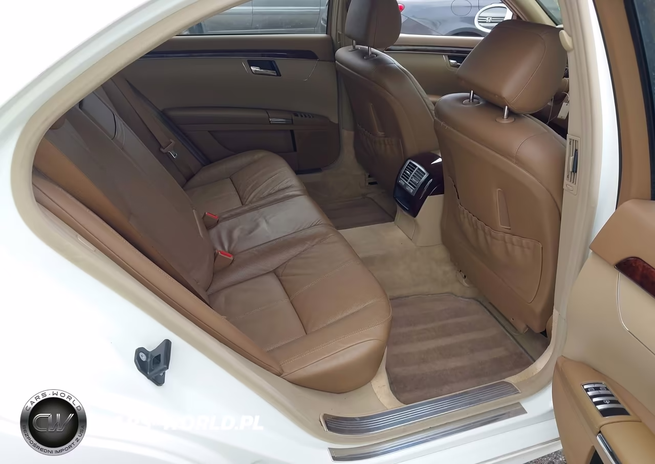 2007 Mercedes-Benz S 550 VIN:WDDNG71XX7A053370 - 8