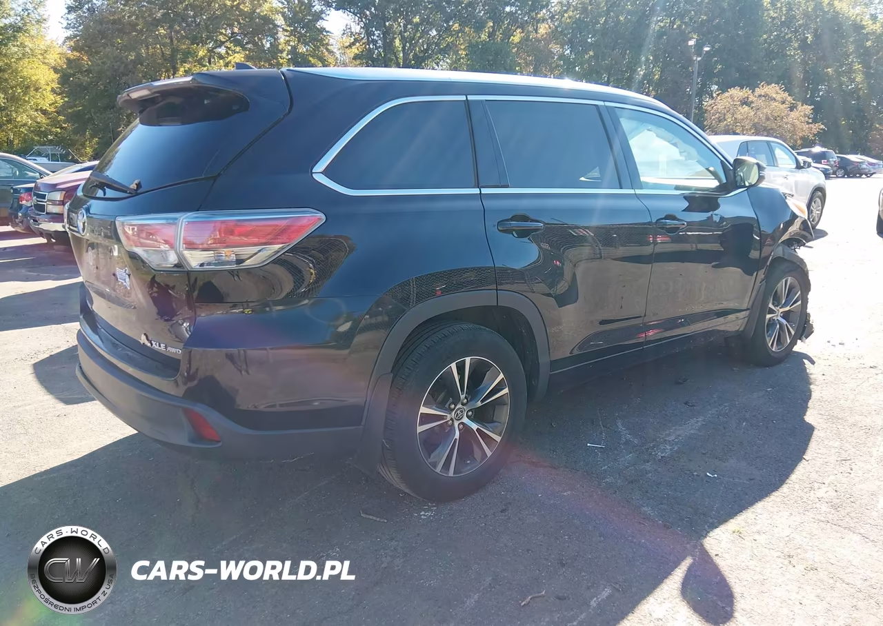 2016 Toyota Highlander Xle VIN:5TDJKRFH5GS274088 - 4
