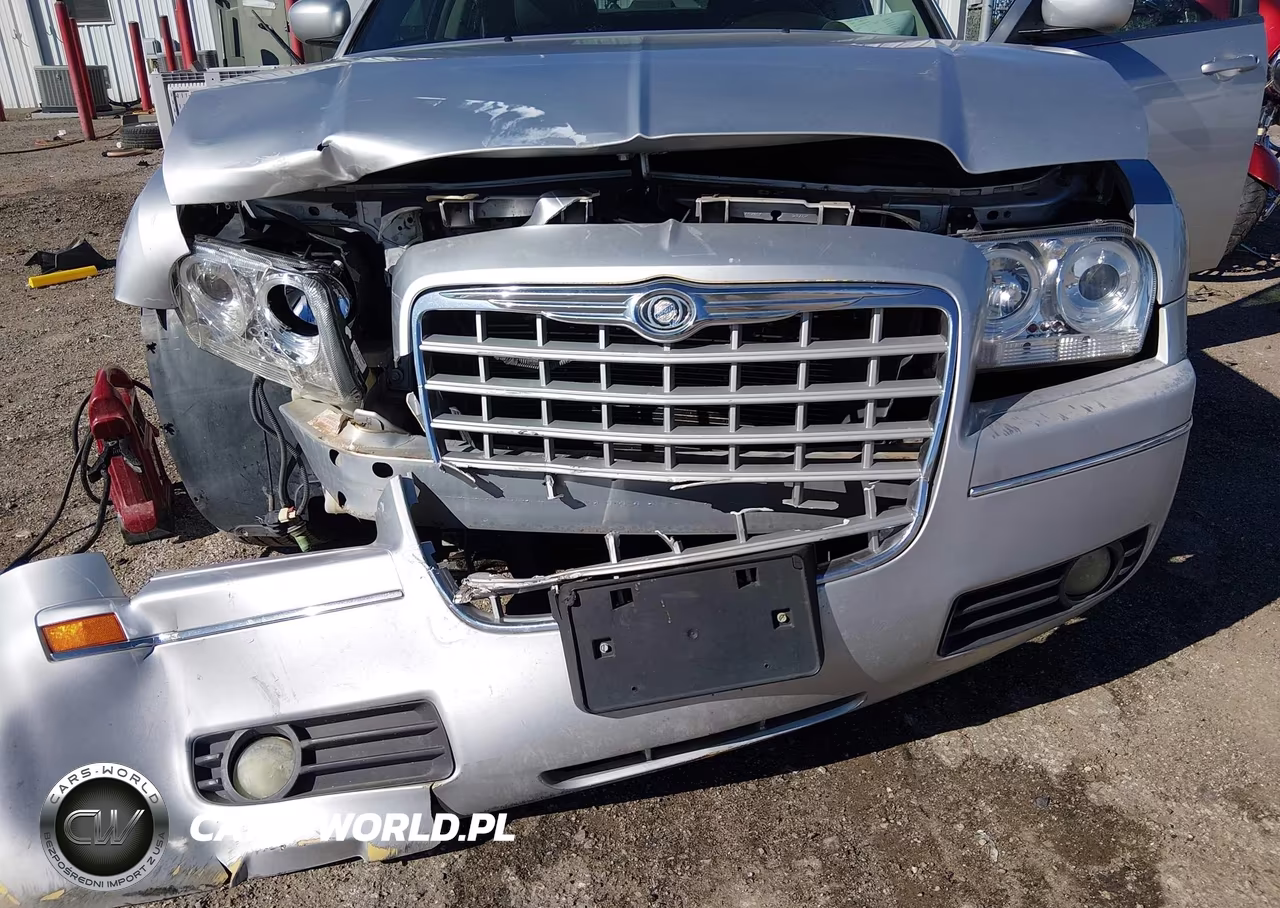 2005 Chrysler 300 Touring VIN:2C3JA53G35H134564 - 6