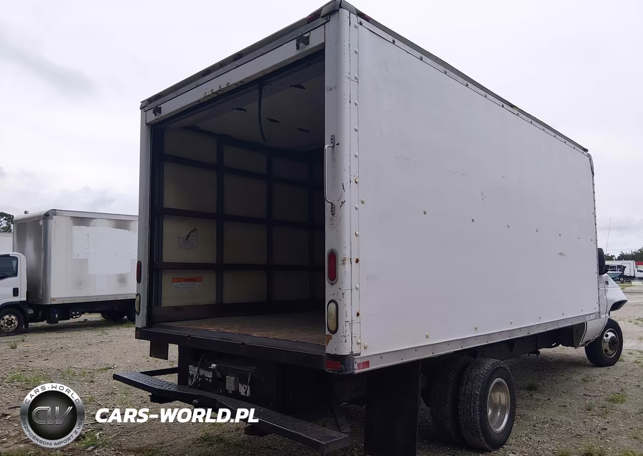 1999 Ford Econoline Commercial Cutaway Standard VIN:1FDWE37L7XHA84144 - 17