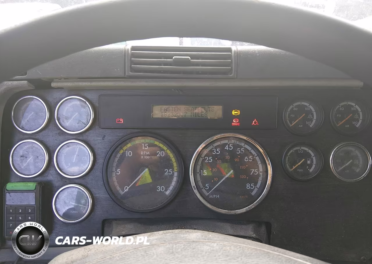 2007 Freightliner Conventional St120 VIN:1FUJBBCK87LW48517 - 5