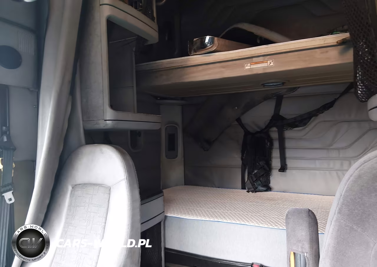 2007 Freightliner Conventional St120 VIN:1FUJBBCK87LW48517 - 7