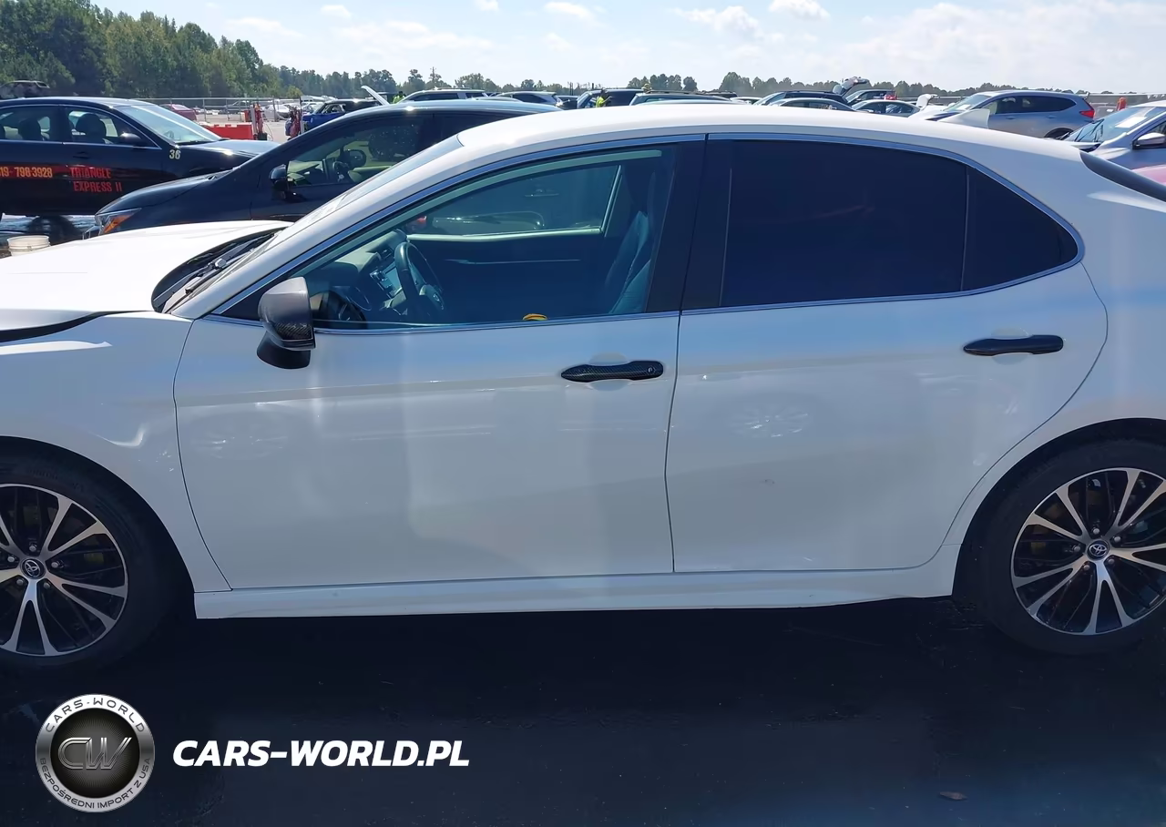 2019 Toyota Camry Se VIN:4T1B11HK1KU234933 - 14