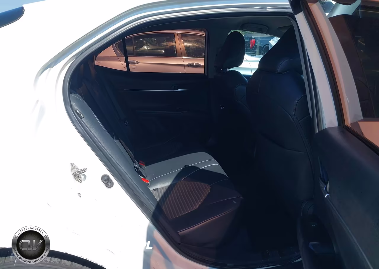 2019 Toyota Camry Se VIN:4T1B11HK1KU234933 - 8